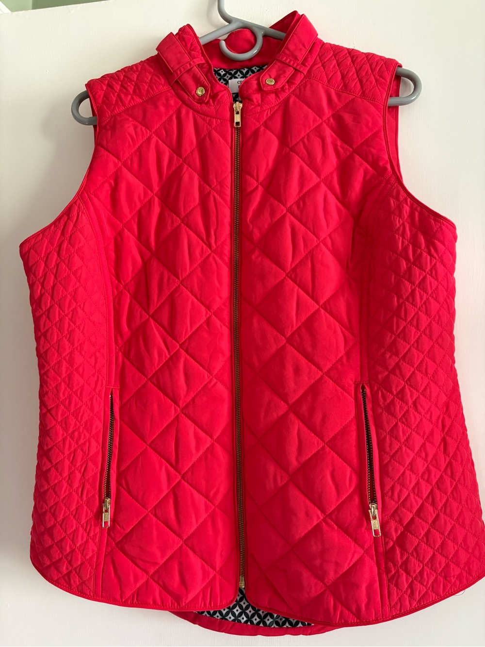 Quilted Red Women's Vest - crown & Ivy